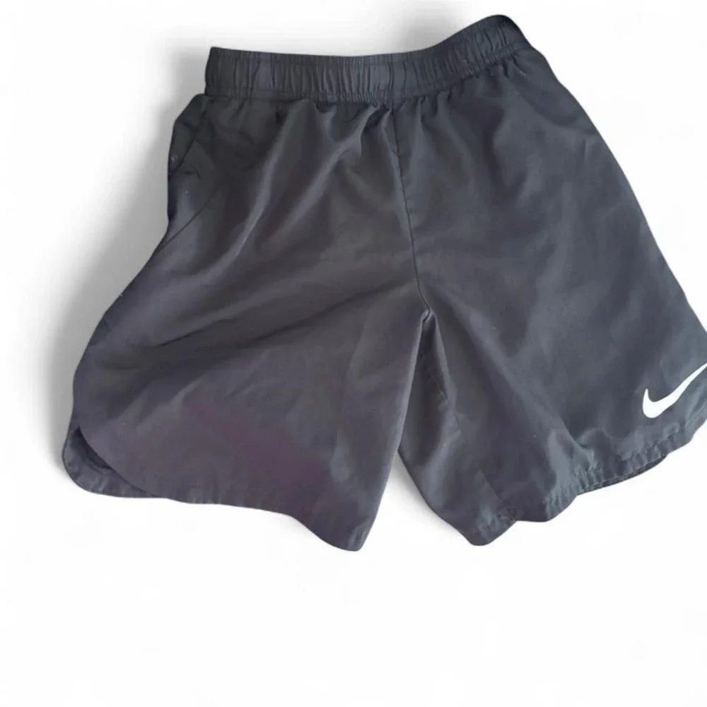 Nike Black running shorts kids size 7‎